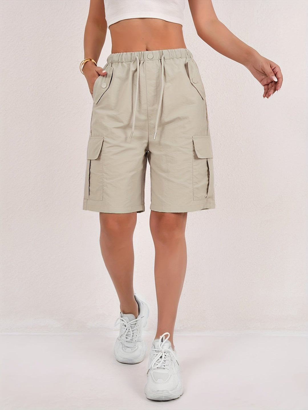 Shorts Cargo Bermuda Women | Utility Pockets Elastic Waist in Khaki#colour_khaki