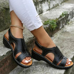 Sandals Women in Black#colour_black